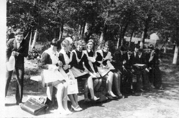 класс 8 перед линейкой.jpg